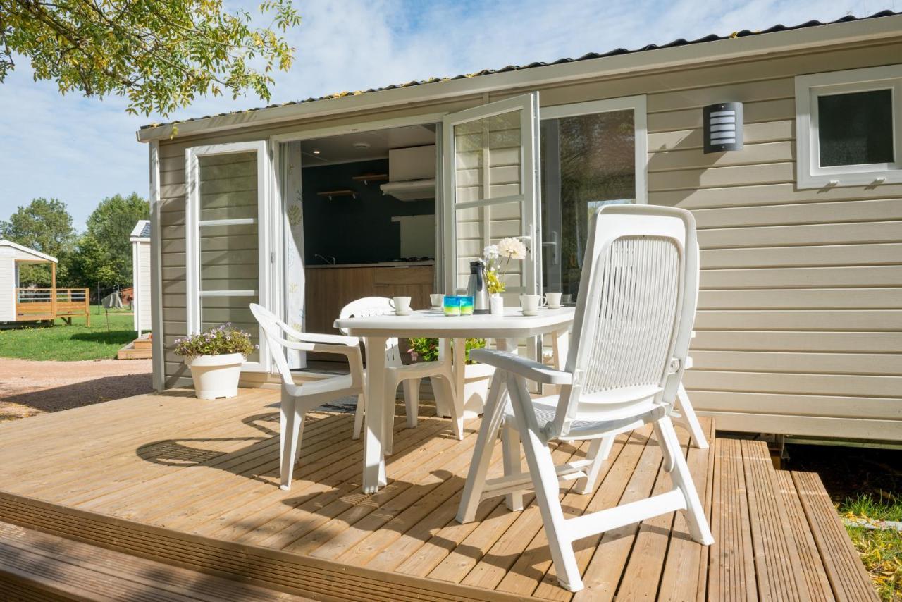 Camping Aux Rives du Soleil Pont-de-Vaux Extérieur photo