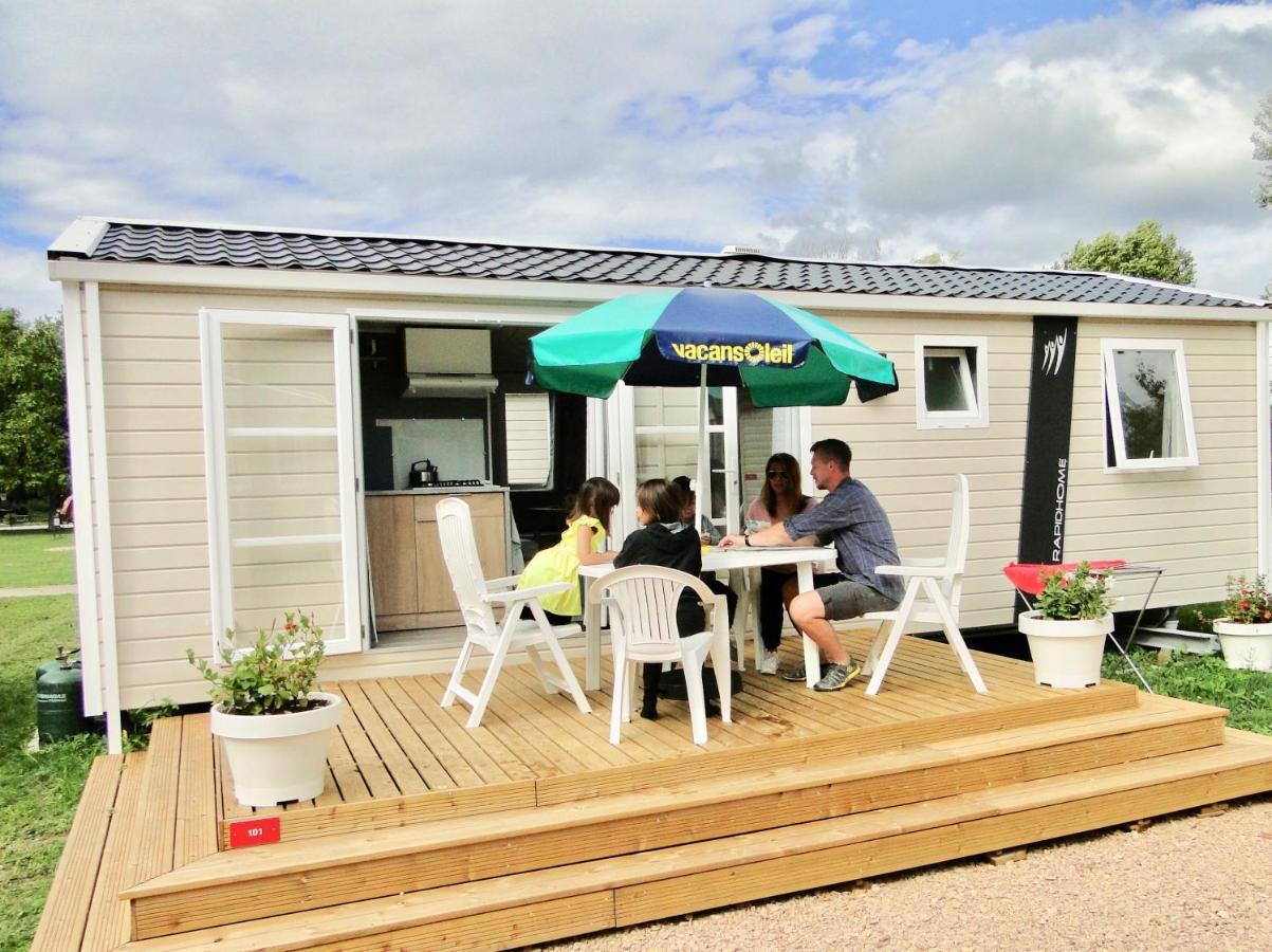 Camping Aux Rives du Soleil Pont-de-Vaux Extérieur photo