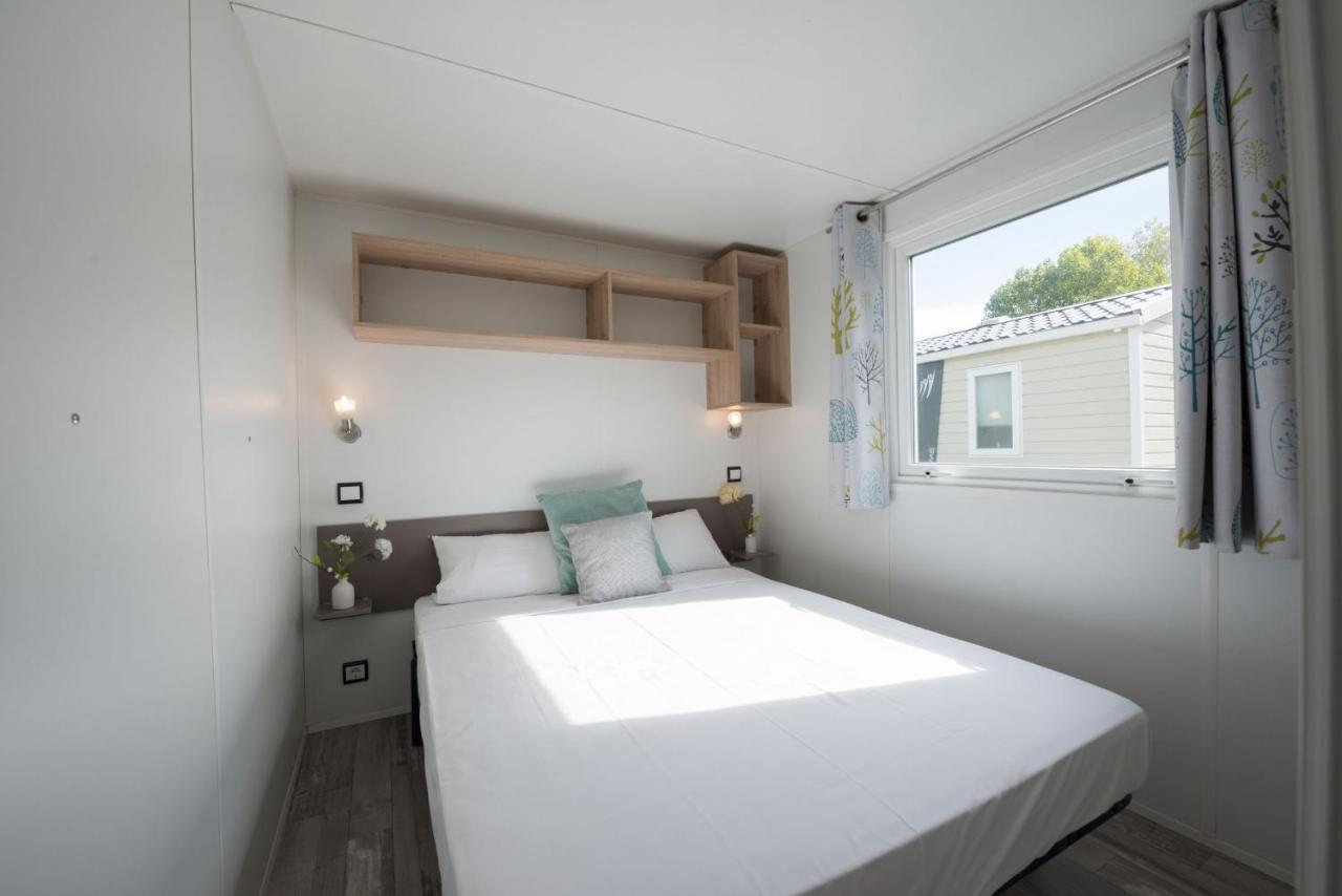 Camping Aux Rives du Soleil Pont-de-Vaux Extérieur photo